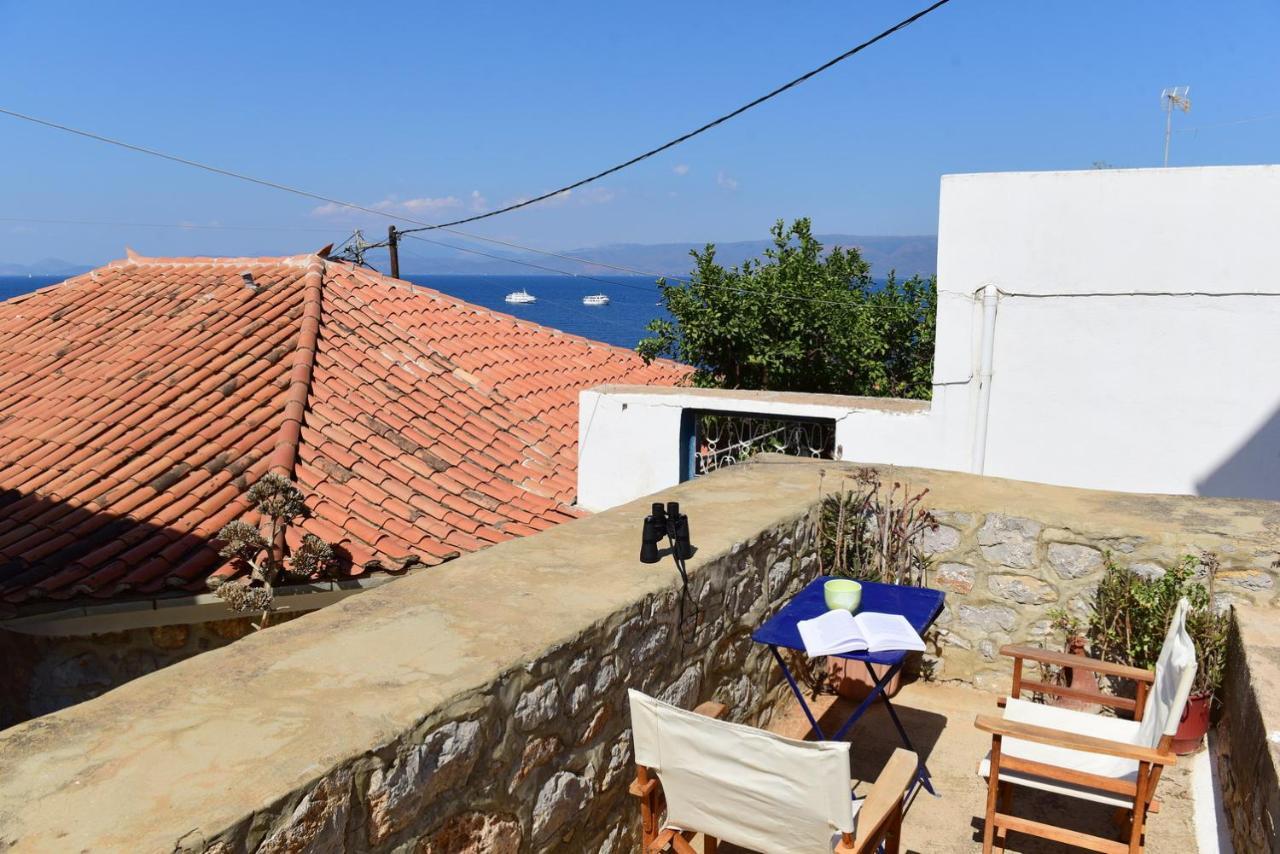 Villa Options House à Hydra  Extérieur photo