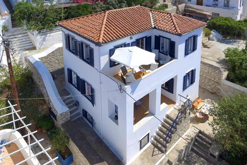 Villa Options House à Hydra  Extérieur photo