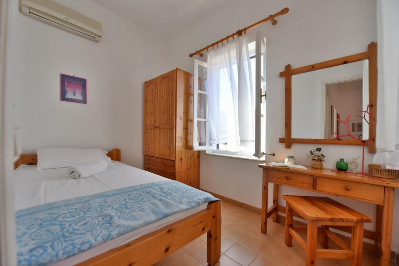 Villa Options House à Hydra  Extérieur photo