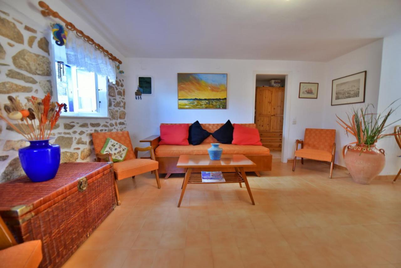 Villa Options House à Hydra  Extérieur photo