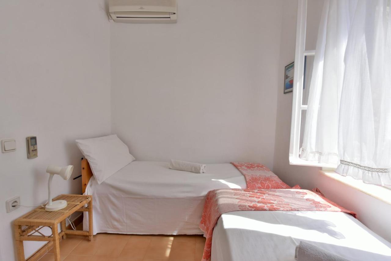 Villa Options House à Hydra  Extérieur photo