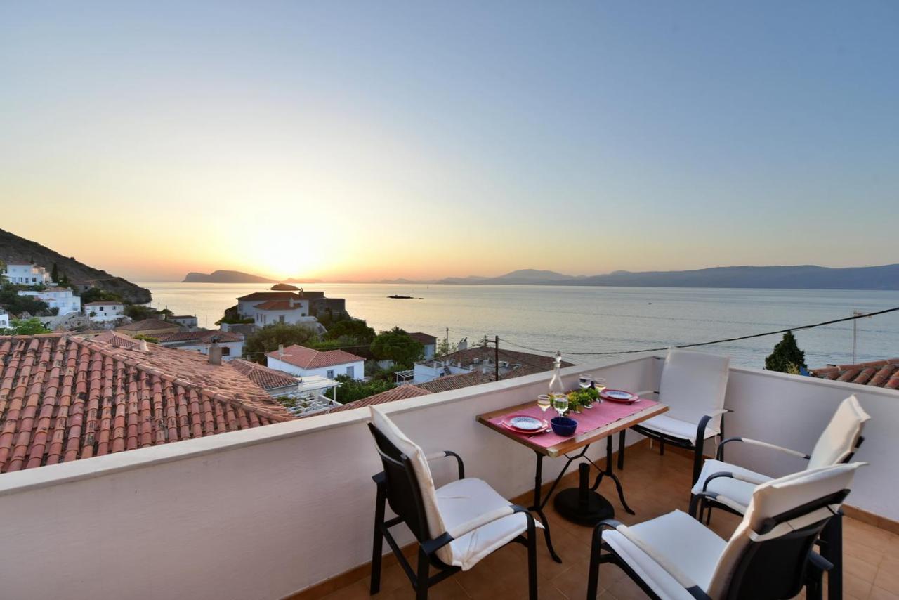 Villa Options House à Hydra  Extérieur photo