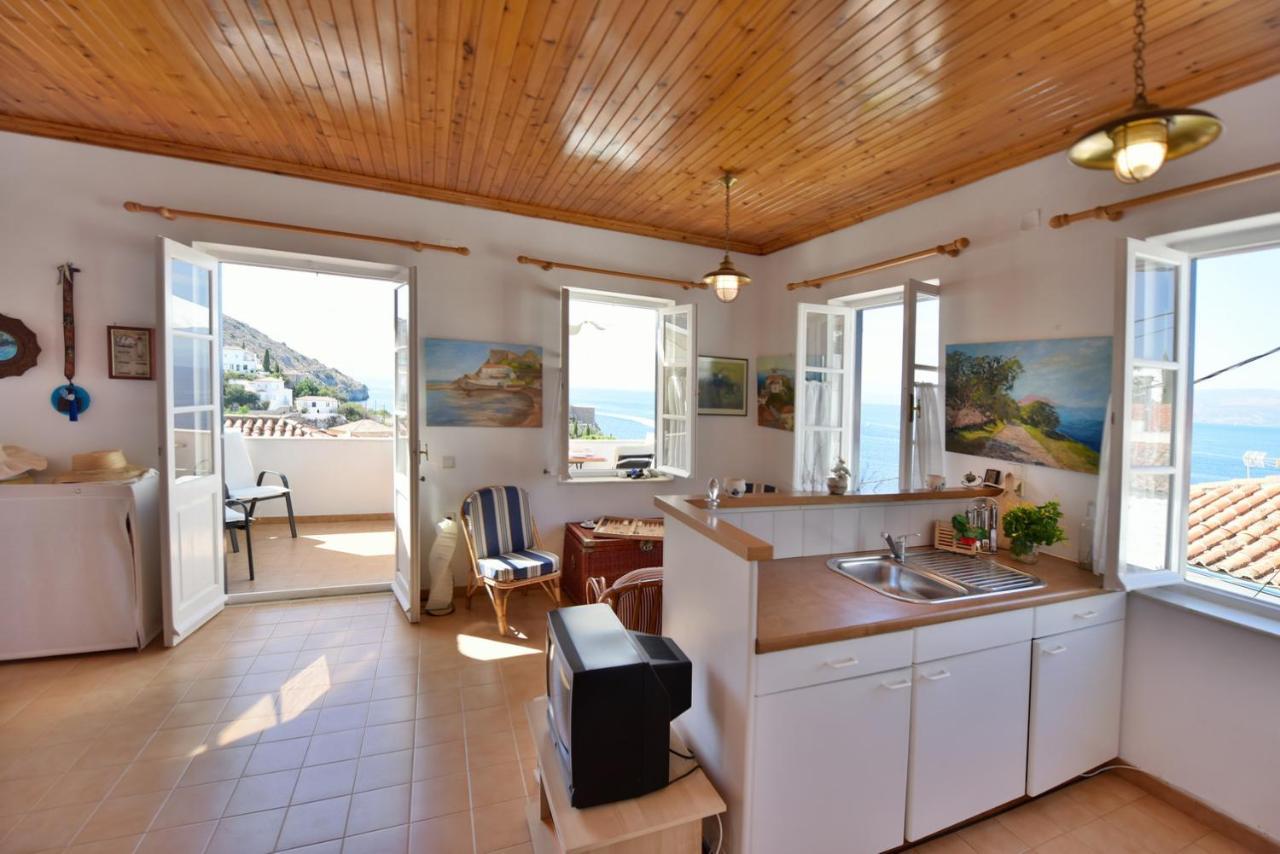 Villa Options House à Hydra  Extérieur photo
