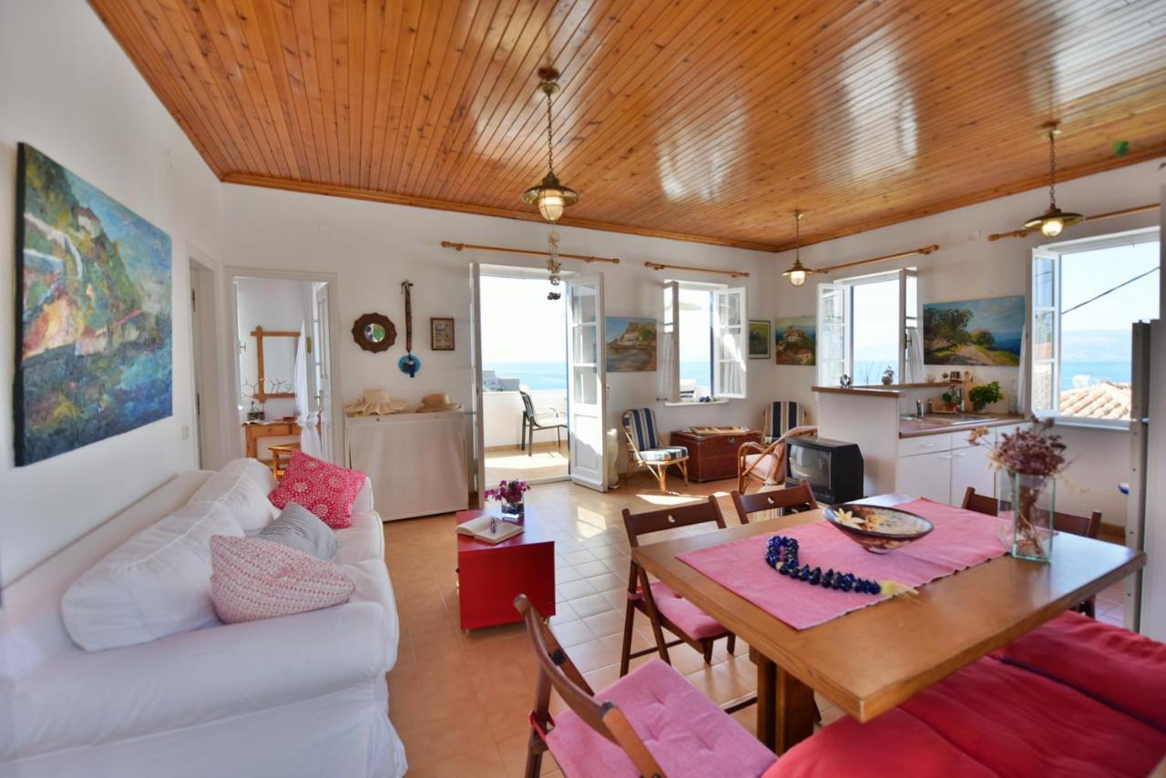 Villa Options House à Hydra  Extérieur photo