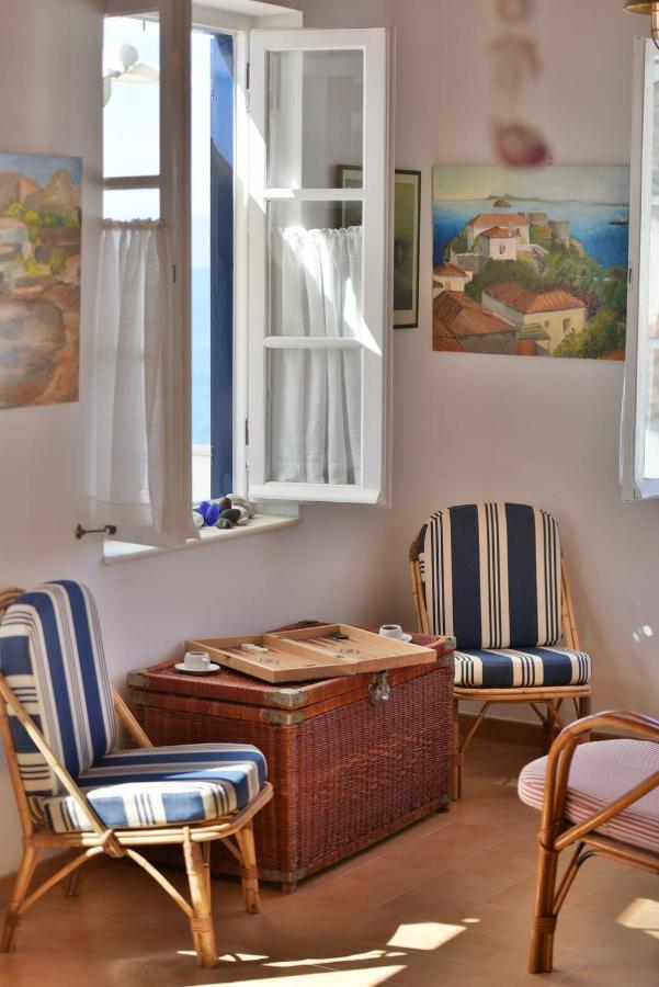 Villa Options House à Hydra  Extérieur photo