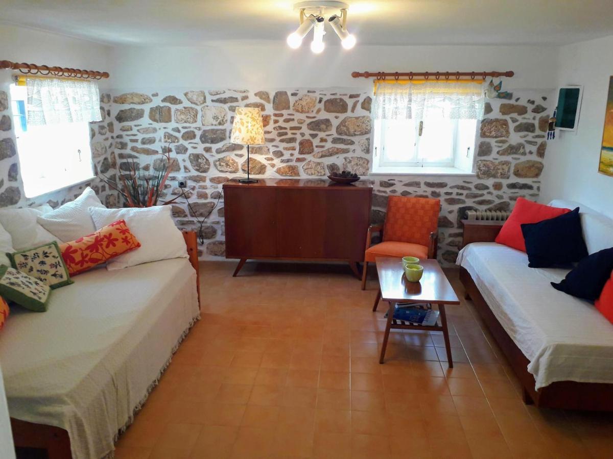Villa Options House à Hydra  Extérieur photo
